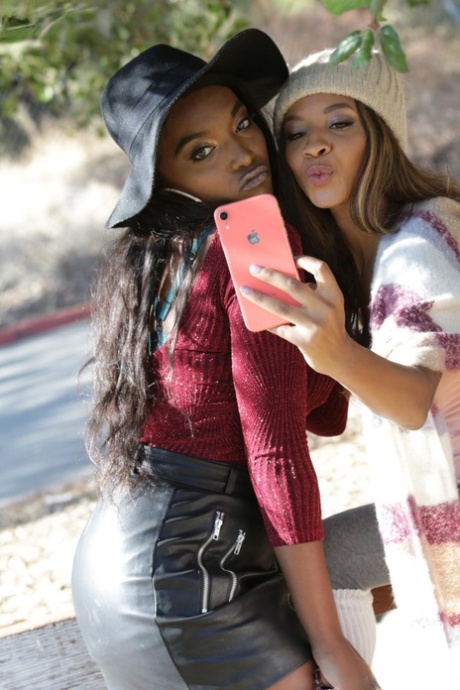 Busty white girl has interracial lesbian sex with a couple of black chicks 64527616
