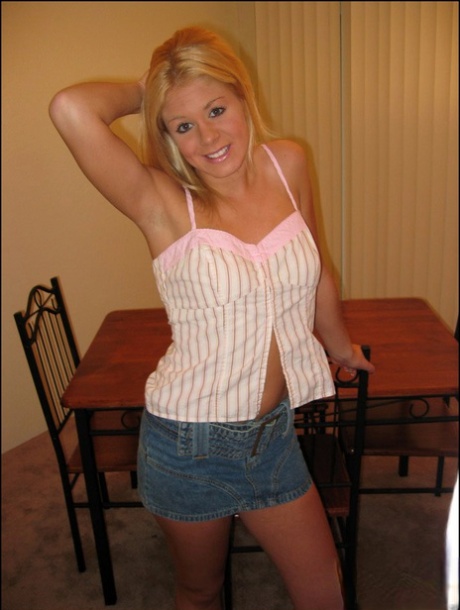 Blonde teen Chrissy strips to her bra and panties during a solo show 67198329