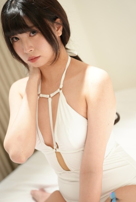 Adorable Chinese girl Ranako takes a pearl necklace after a fuck 70563011