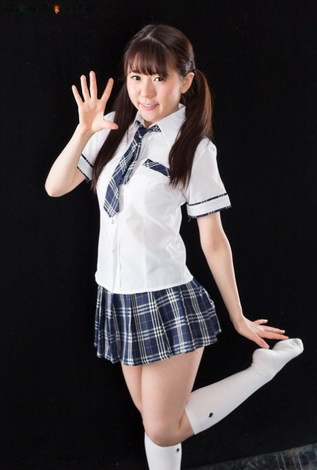 Japanese schoolgirl eats cum from her fingers after giving a handjob 42777313